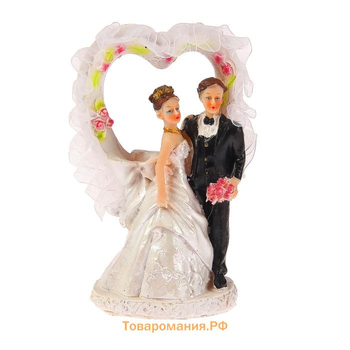 Фигурка на торт «Жених и невеста с сердцем», 15 см, МИКС