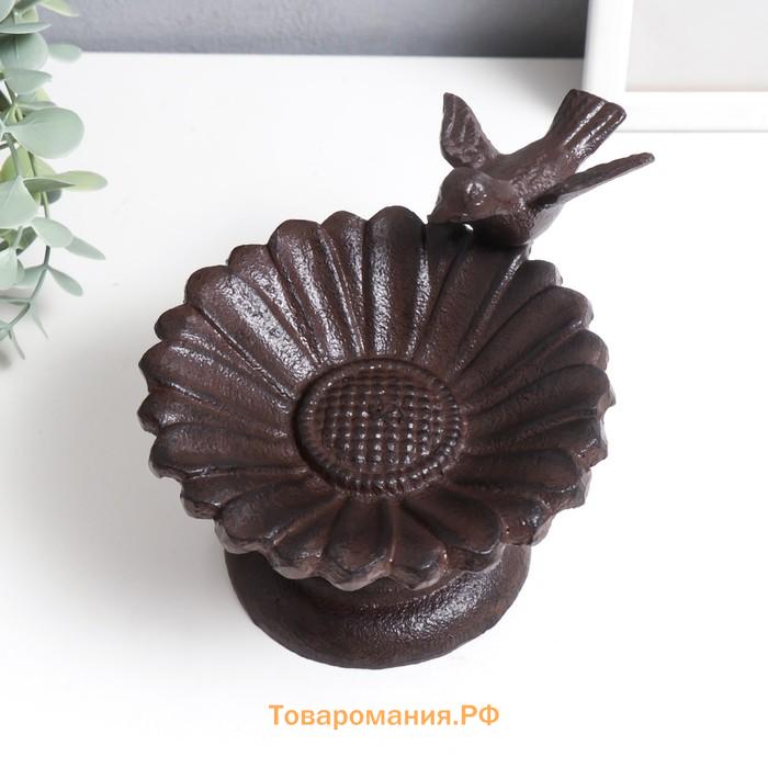 Фигурка-подставка для мелочей «Птица на ромашке», чугун, 10×17×13 см