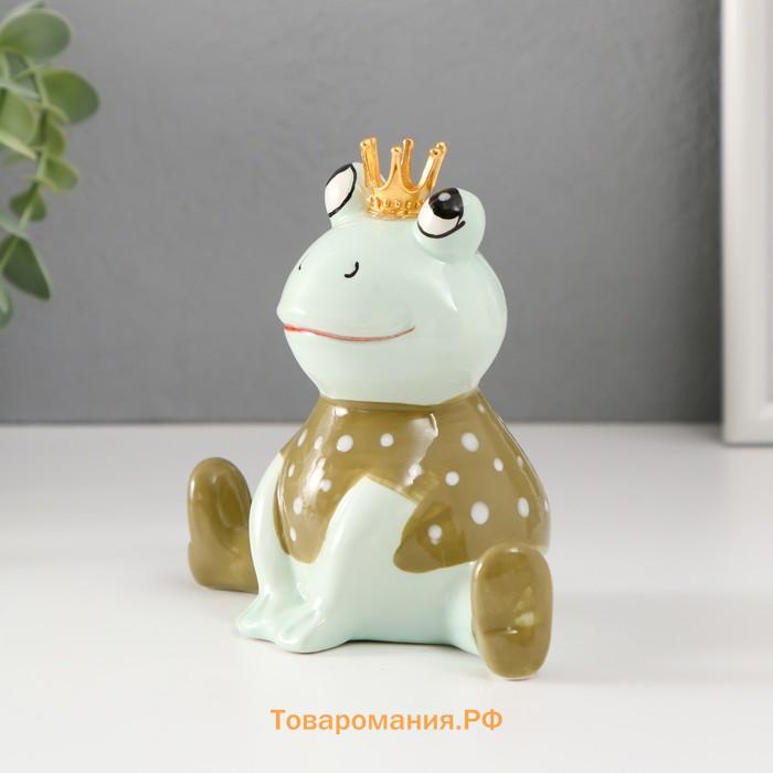 Фигурка керамика «Лягушонок в футболке в горошек, в короне», 14×7.8×11.8 см