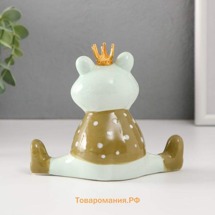 Фигурка керамика «Лягушонок в футболке в горошек, в короне», 14×7.8×11.8 см